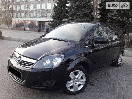 Opel Zafira Tourer 2011  випуску Дніпро з двигуном 0 л бензин універсал автомат за 9500 долл. 