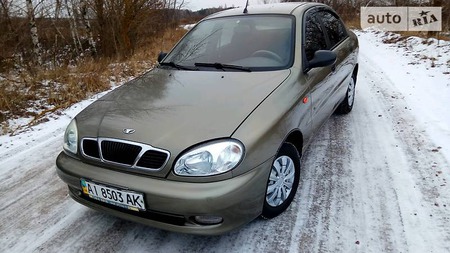 Daewoo Lanos 2007  випуску Чернігів з двигуном 1.5 л газ седан механіка за 3500 долл. 