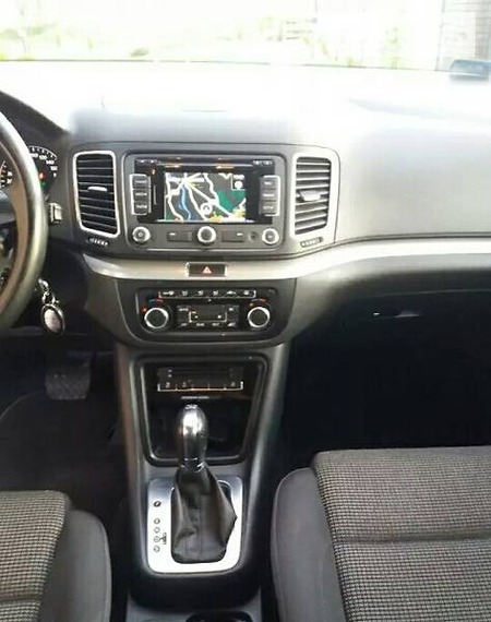 Volkswagen Sharan 2012  випуску Львів з двигуном 1.4 л бензин мінівен автомат за 8000 долл. 