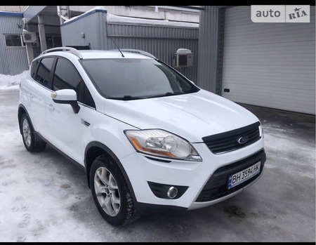 Ford Kuga 2010  випуску Харків з двигуном 2.5 л бензин позашляховик автомат за 11300 долл. 