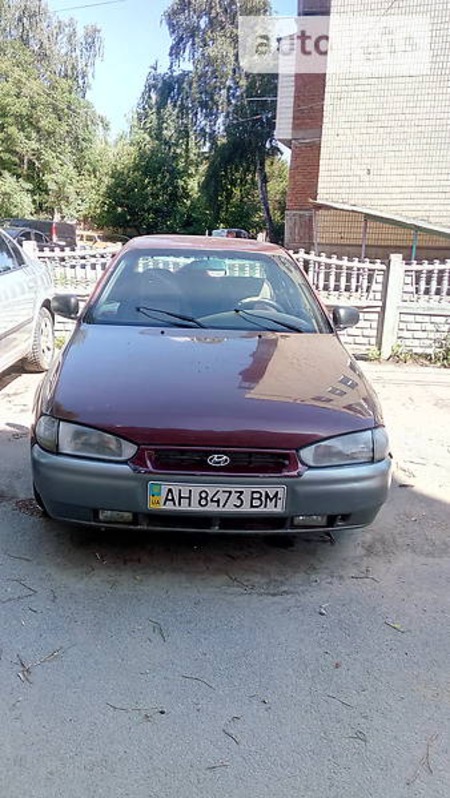 Hyundai Lantra 1994  випуску Вінниця з двигуном 0 л бензин седан механіка за 1700 долл. 