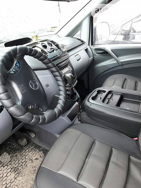 Mercedes-Benz Vito 2005  випуску Запоріжжя з двигуном 0 л дизель мінівен механіка за 7500 долл. 