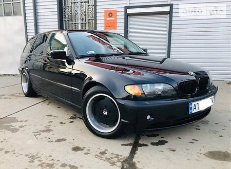 BMW 318 2002  випуску Івано-Франківськ з двигуном 2 л дизель універсал механіка за 6500 долл. 