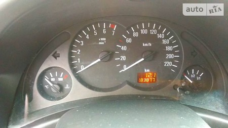 Opel Combo Life 2011  випуску Київ з двигуном 1.4 л бензин мінівен механіка за 4550 долл. 