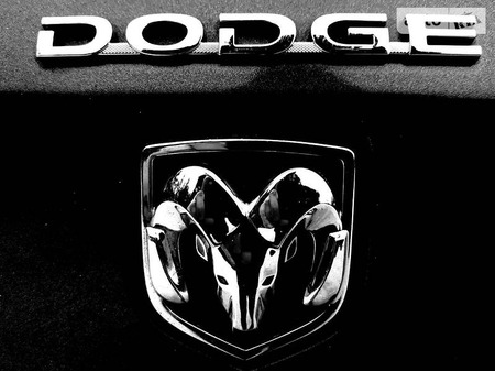Dodge Caliber 2007  випуску Харків з двигуном 2 л дизель позашляховик механіка за 7500 долл. 