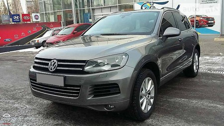 Volkswagen Touareg 2012  випуску Миколаїв з двигуном 0 л дизель позашляховик автомат за 27900 долл. 