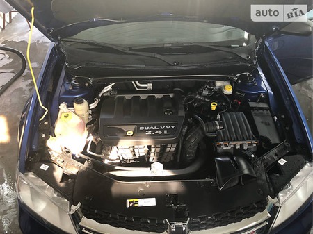 Dodge Avenger 2014  випуску Вінниця з двигуном 2.4 л бензин седан автомат за 10500 долл. 