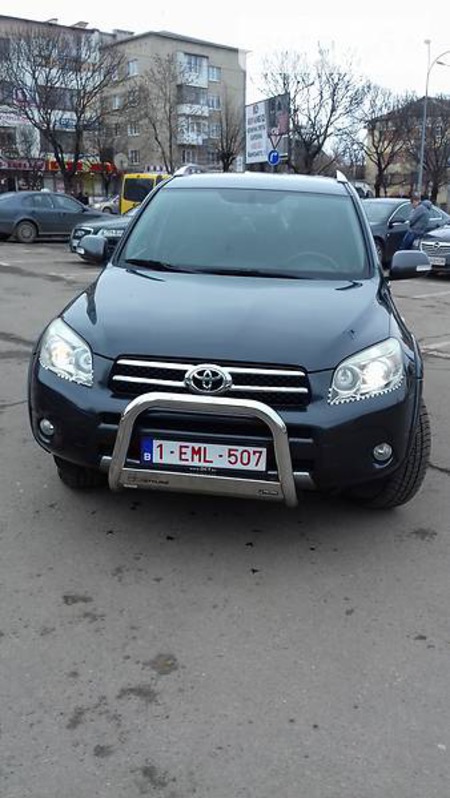 Toyota RAV 4 2009  випуску Івано-Франківськ з двигуном 0 л дизель позашляховик механіка за 12999 долл. 