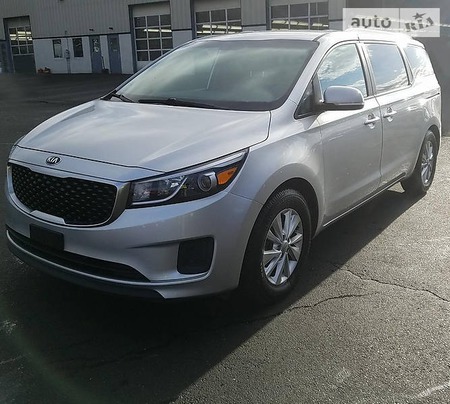 KIA Sedona 2016  випуску Дніпро з двигуном 3.3 л бензин мінівен автомат за 13500 долл. 