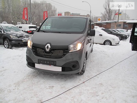 Renault Trafic 2015  выпуска Киев с двигателем 0 л дизель минивэн механика за 16600 долл. 