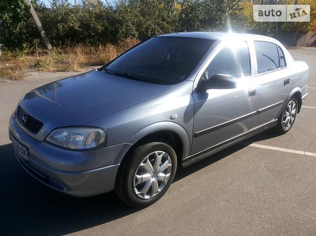 Opel Astra 2007  випуску Луганськ з двигуном 1.4 л бензин седан механіка за 4800 долл. 