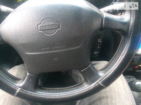 Nissan Pathfinder 1997  випуску Дніпро з двигуном 3.3 л газ позашляховик автомат за 6800 долл. 