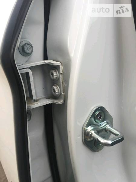 Honda Accord 2013  випуску Луганськ з двигуном 3.5 л  седан автомат за 18000 долл. 