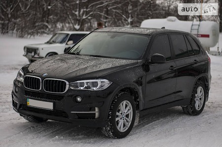 BMW X5 2017  випуску Донецьк з двигуном 0 л дизель позашляховик автомат за 43000 долл. 