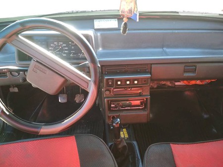 Lada 21093 1993  випуску Черкаси з двигуном 1.5 л бензин хэтчбек механіка за 1400 долл. 