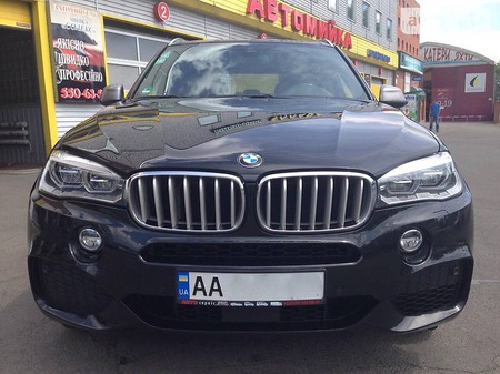 BMW X5 M 2015  випуску Київ з двигуном 3 л дизель позашляховик автомат за 64500 долл. 