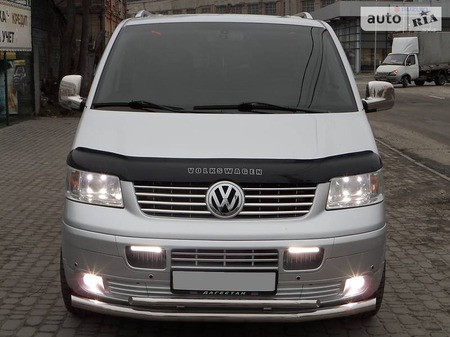 Volkswagen Transporter 2008  випуску Дніпро з двигуном 2.5 л дизель мінівен автомат за 14500 долл. 