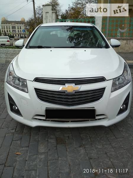 Chevrolet Cruze 2013  випуску Крим з двигуном 1.6 л бензин хэтчбек автомат за 8500 долл. 