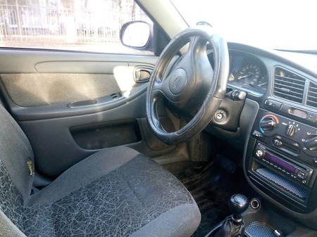 Daewoo Lanos 2010  випуску Чернігів з двигуном 1.5 л газ седан механіка за 3400 долл. 