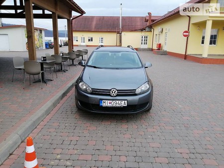 Volkswagen Golf Variant 2011  випуску Ужгород з двигуном 0 л дизель універсал автомат за 6300 євро 