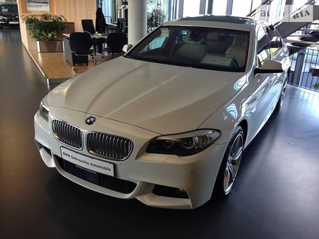 BMW 550 2016  випуску Київ з двигуном 3 л дизель  автомат за 54700 долл. 