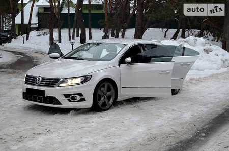 Volkswagen CC 2013  выпуска Киев с двигателем 0 л бензин седан автомат за 15800 долл. 