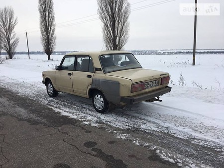 Lada 2105 1989  випуску Кропивницький з двигуном 0 л газ седан механіка за 20000 грн. 