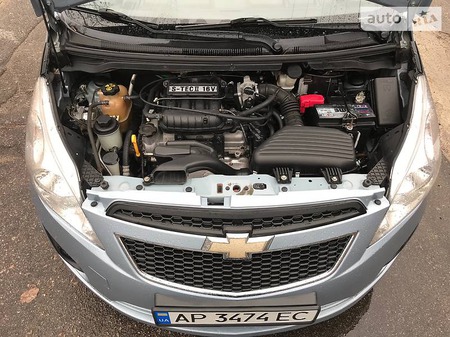 Chevrolet Spark 2012  випуску Дніпро з двигуном 1 л газ хэтчбек механіка за 6000 долл. 