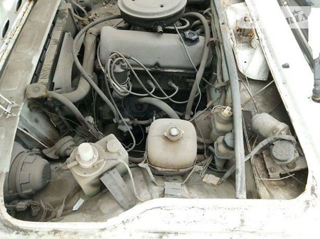 Lada 2105 1992  випуску Кропивницький з двигуном 0 л бензин седан механіка за 16800 грн. 