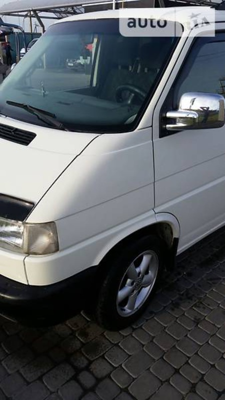 Volkswagen Transporter 1999  випуску Львів з двигуном 2.5 л дизель мінівен механіка за 7200 долл. 