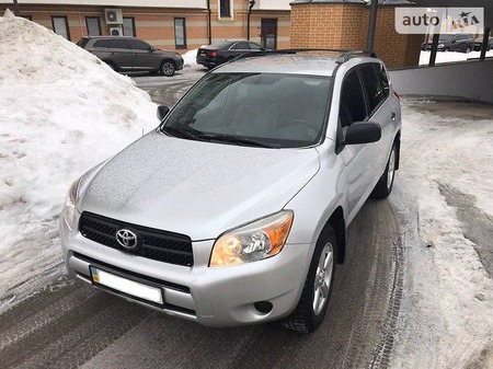 Toyota RAV 4 2007  випуску Харків з двигуном 0 л бензин позашляховик автомат за 12500 долл. 