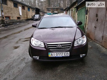 Hyundai Elantra 2007  випуску Київ з двигуном 1.6 л газ седан автомат за 9400 долл. 