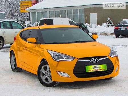 Hyundai Veloster 2012  випуску Кропивницький з двигуном 1.6 л бензин хэтчбек механіка за 11999 долл. 