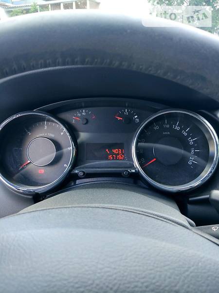 Peugeot 3008 2011  випуску Київ з двигуном 1.6 л дизель універсал автомат за 13500 долл. 