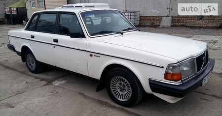Volvo 240 1984  випуску Одеса з двигуном 0 л бензин седан механіка за 1700 долл. 