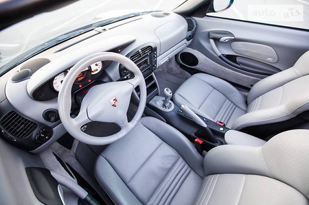 Porsche Boxster 2004  випуску Київ з двигуном 2.7 л бензин кабріолет механіка за 24500 долл. 