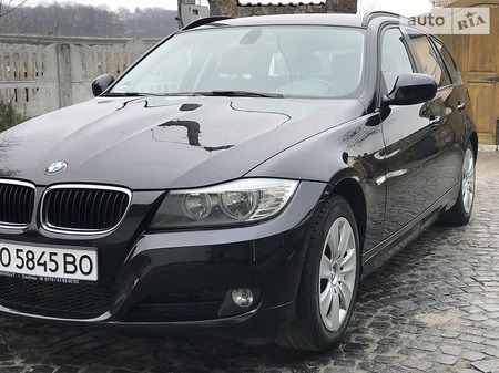 BMW 318 2010  випуску Тернопіль з двигуном 0 л дизель універсал автомат за 11300 долл. 