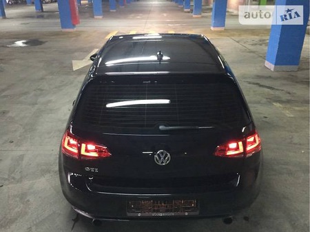 Volkswagen Golf GTI 2016  випуску Львів з двигуном 2 л бензин хэтчбек механіка за 16500 долл. 