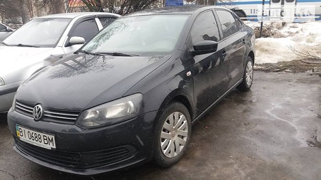 Volkswagen Polo 2011  випуску Полтава з двигуном 0 л бензин седан механіка за 9100 долл. 