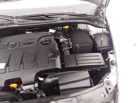 Skoda Octavia 2010  випуску Рівне з двигуном 1.6 л дизель універсал механіка за 9200 долл. 