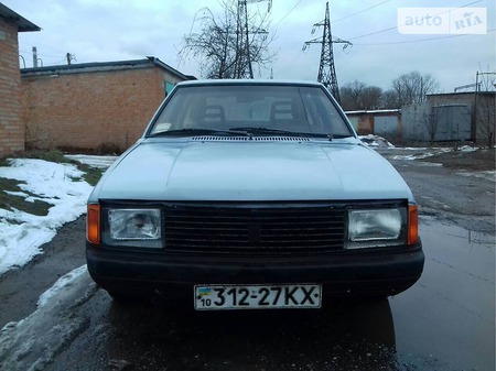 Москвич 2141 1992  випуску Вінниця з двигуном 1.6 л бензин хэтчбек механіка за 1000 долл. 