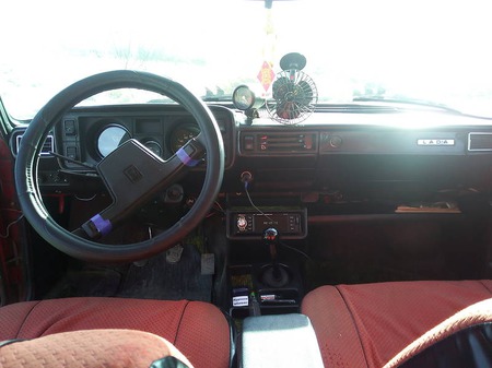 Lada 2105 1987  випуску Львів з двигуном 0 л газ седан механіка за 900 долл. 