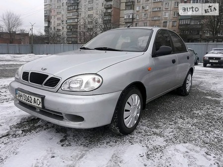 Daewoo Sens 2005  випуску Донецьк з двигуном 0 л газ седан механіка за 2600 долл. 