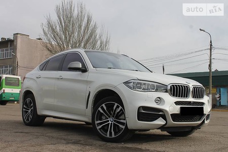 BMW X6 M 2015  випуску Миколаїв з двигуном 3 л дизель позашляховик автомат за 69800 долл. 