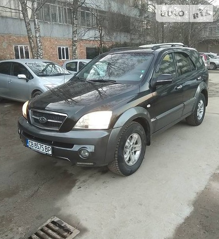 KIA Sorento 2003  випуску Чернівці з двигуном 2.4 л дизель позашляховик механіка за 4400 долл. 