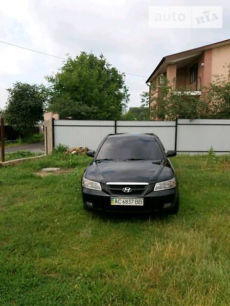 Hyundai Sonata 2007  випуску Луцьк з двигуном 2.4 л бензин седан автомат за 8250 долл. 