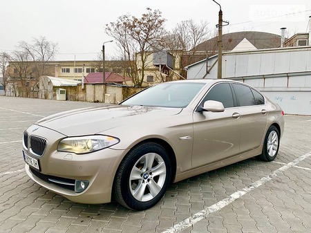 BMW 528 2013  випуску Одеса з двигуном 0 л бензин седан автомат за 18500 долл. 