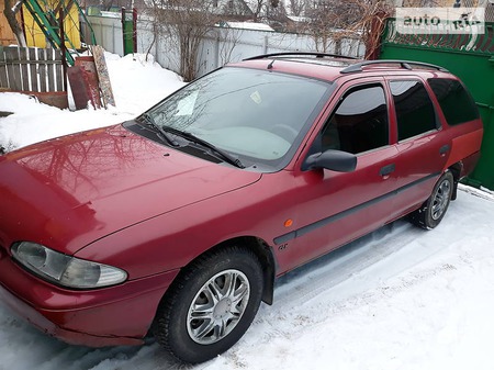 Ford Mondeo 1994  випуску Київ з двигуном 0 л газ універсал механіка за 2300 долл. 