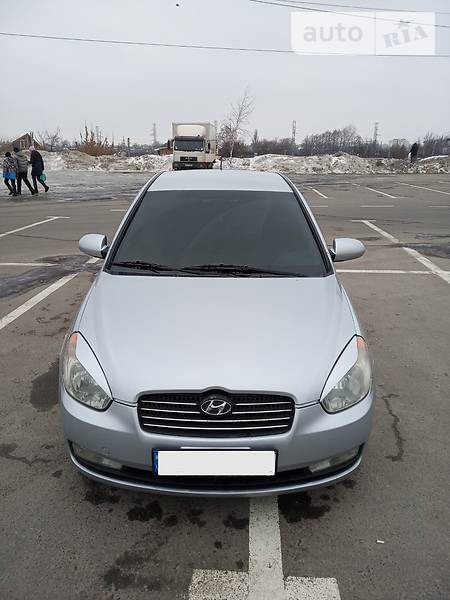 Hyundai Accent 2007  випуску Харків з двигуном 1.4 л газ седан автомат за 6700 долл. 