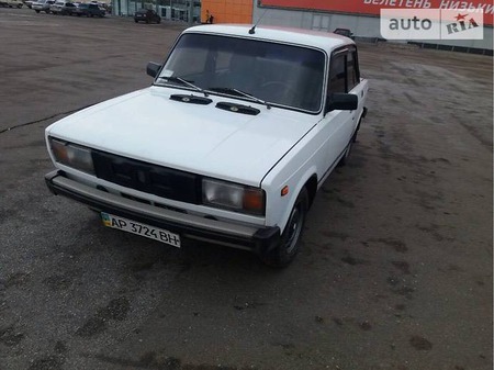 Lada 2105 1999  випуску Запоріжжя з двигуном 1.5 л газ седан механіка за 1300 долл. 